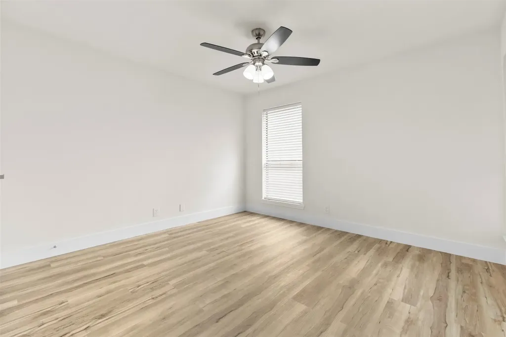 1204 Harwell Drive Arlington TX 76011