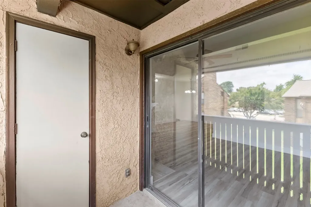 1204 Harwell Drive Arlington TX 76011