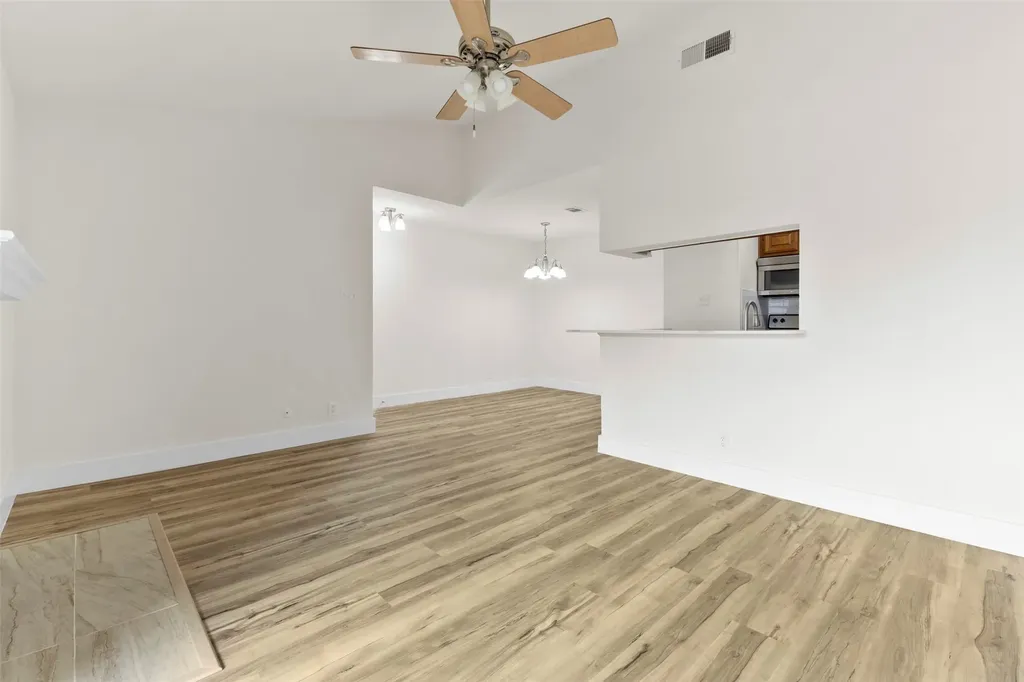 1204 Harwell Drive Arlington TX 76011