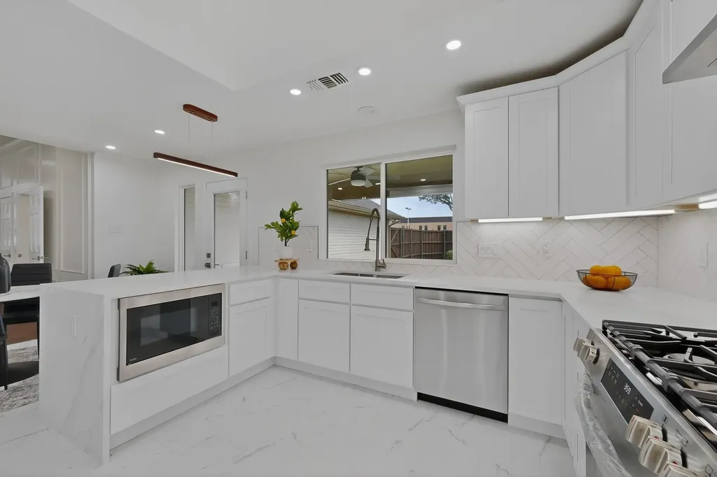 1413 Chesterton Drive Richardson TX 75080