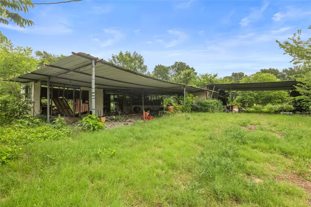 8677 S Fm 898 Whitewright TX 75491