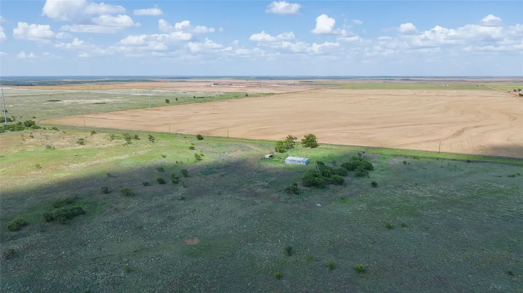 300 County Road 232 Rotan TX 79546