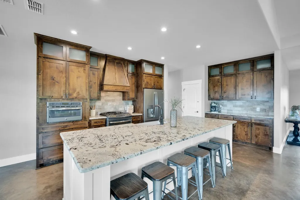 61 Rockett Lane Pecan Hill TX 75154