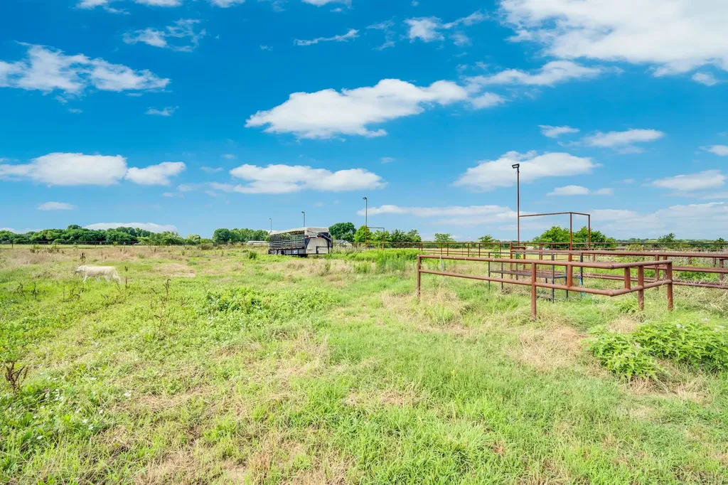 61 Rockett Lane Pecan Hill TX 75154