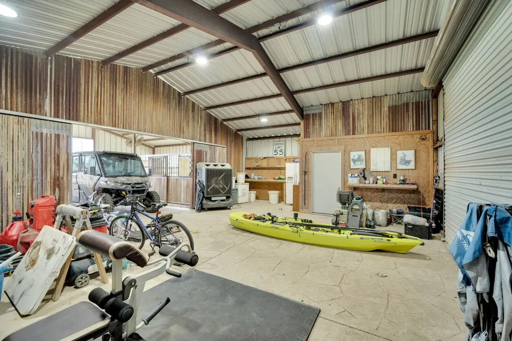61 Rockett Lane Pecan Hill TX 75154