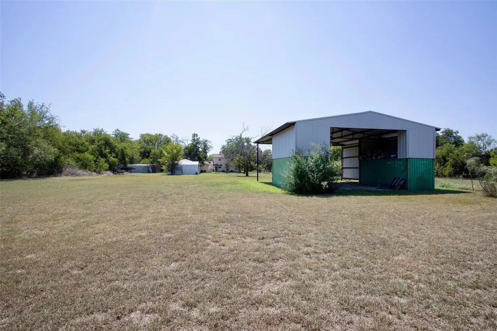 1115 Old Jacksboro Road Graham TX 76450