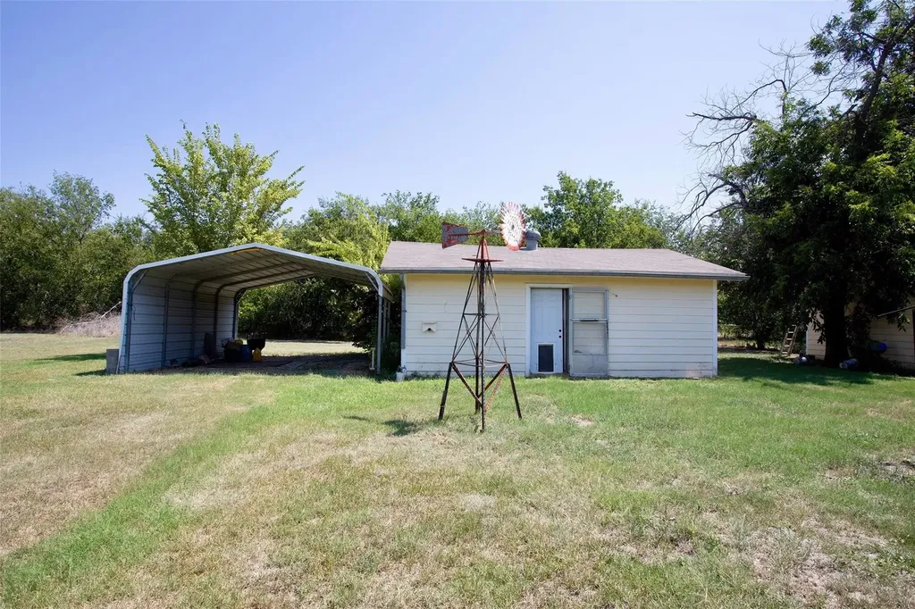 1115 Old Jacksboro Road Graham TX 76450