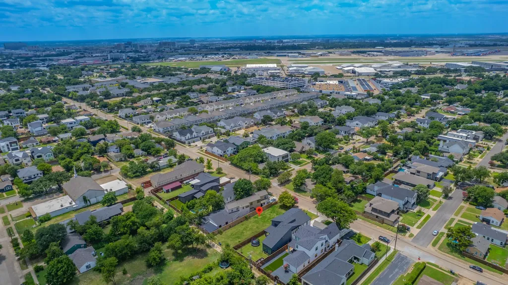 7610 Roper Street Dallas TX 75209