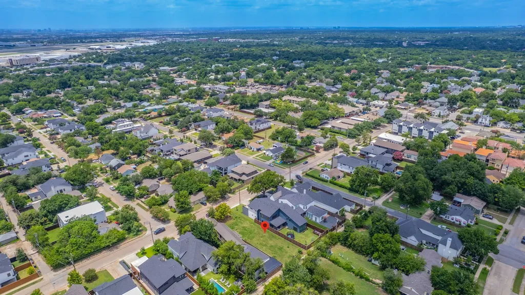 7610 Roper Street Dallas TX 75209