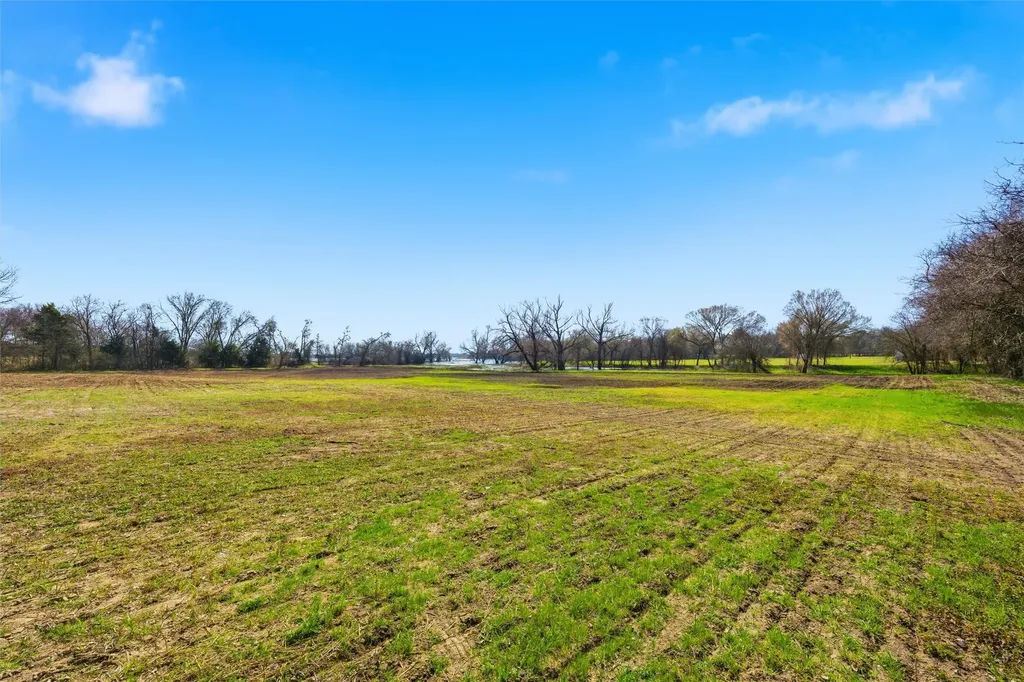2303 Pilgrim Lane Lorena TX 76655
