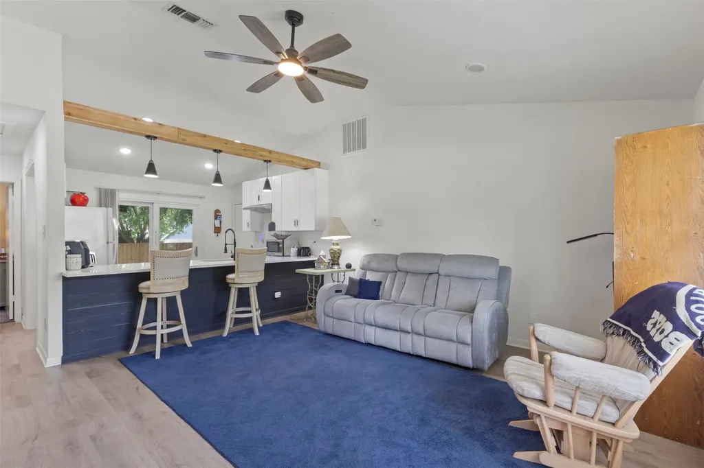 5523 Safari Trail Arlington TX 76018