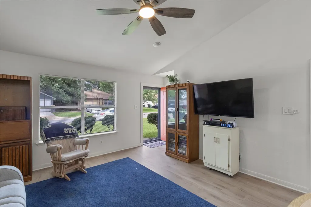 5523 Safari Trail Arlington TX 76018