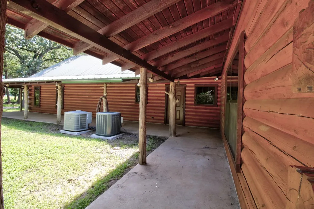 1466 Pearce Street Collinsville TX 76233