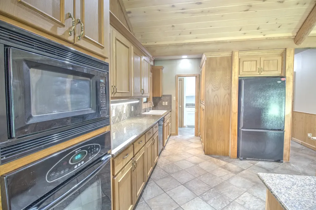 1466 Pearce Street Collinsville TX 76233