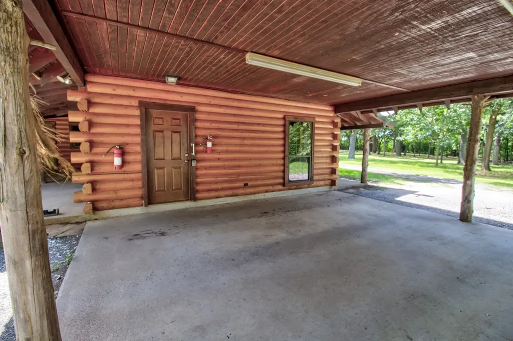 1466 Pearce Street Collinsville TX 76233