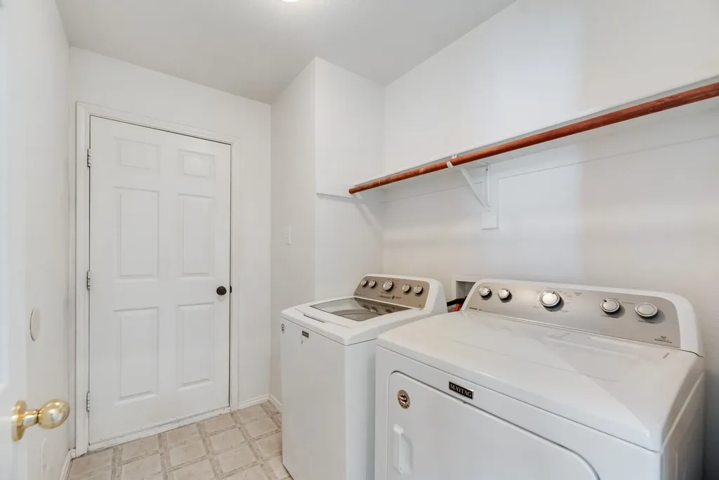 104 Goldeneye Lane Fort Worth TX 76120