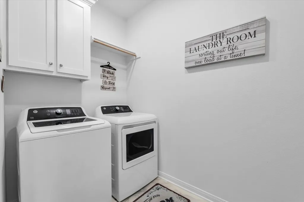 412 Travis Drive Mcgregor TX 76657
