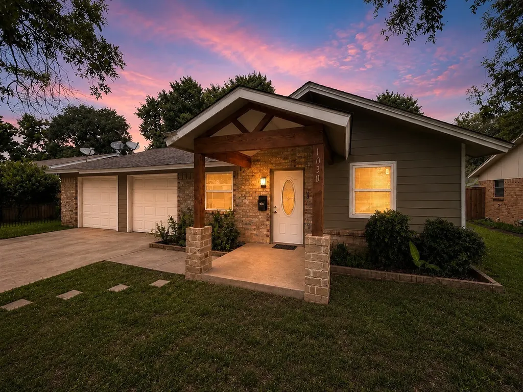 1030 Joslin Street Irving TX 75060