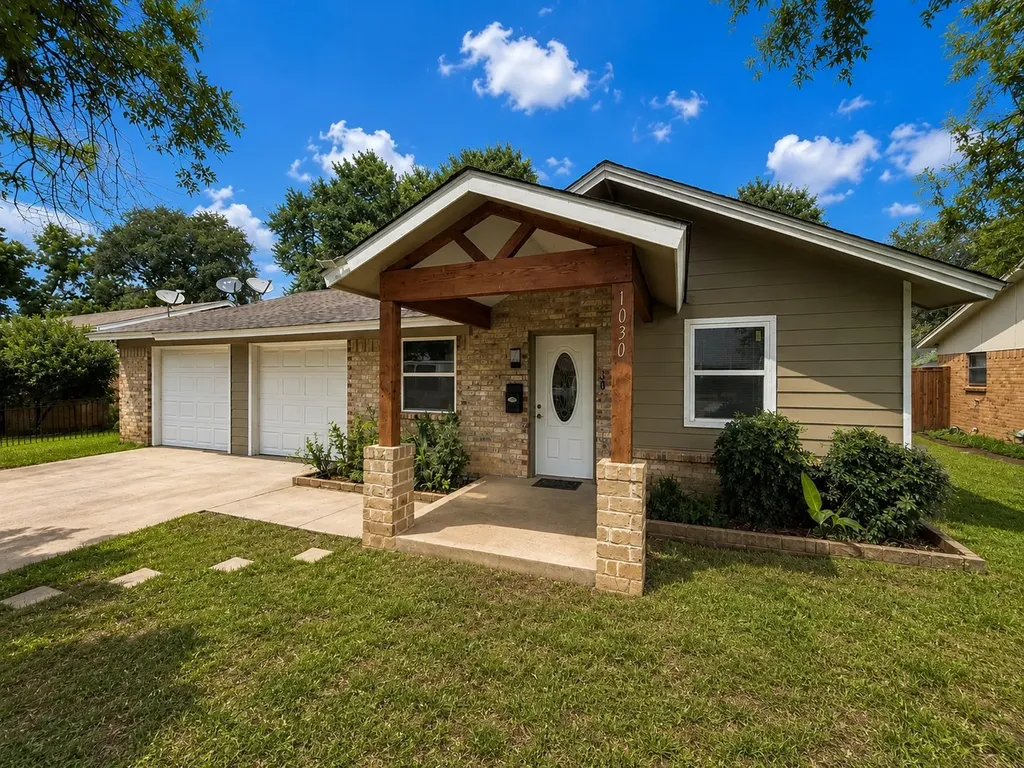 1030 Joslin Street Irving TX 75060