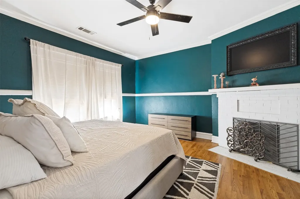 724 Lowell Street Dallas TX 75214
