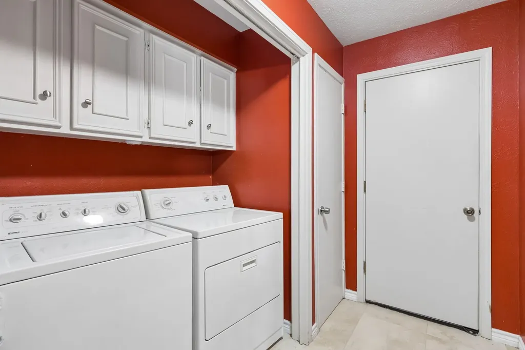 17 Hillside Drive Fate TX 75087