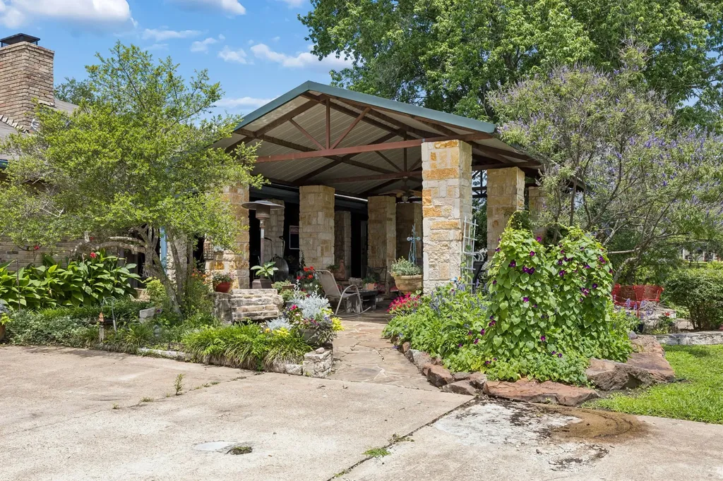 17 Hillside Drive Fate TX 75087