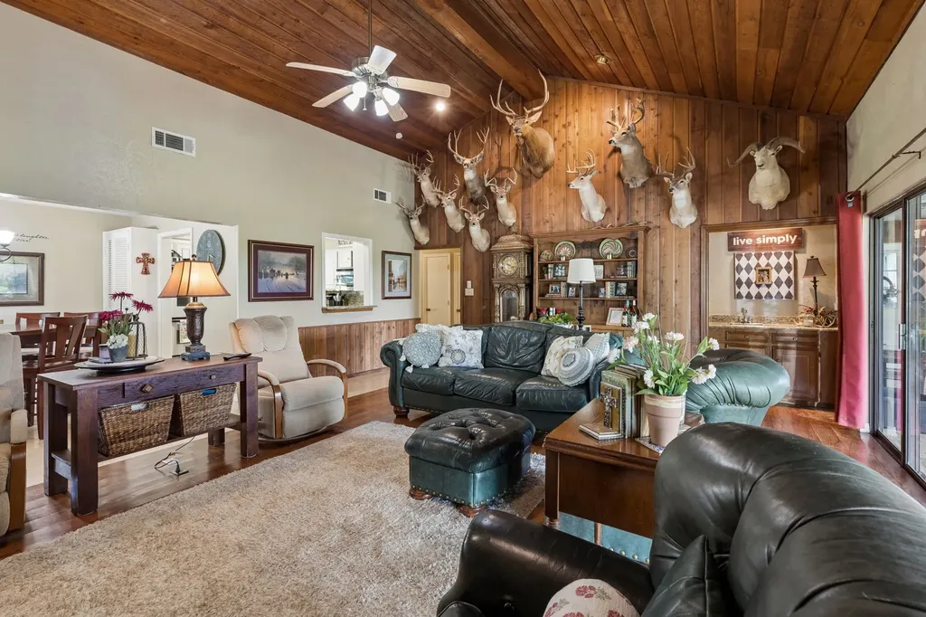 17 Hillside Drive Fate TX 75087
