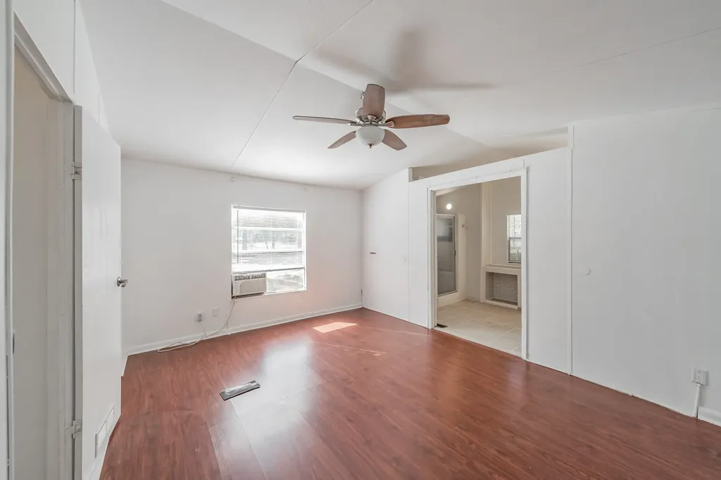 419 Wood River Road Millsap TX 76066