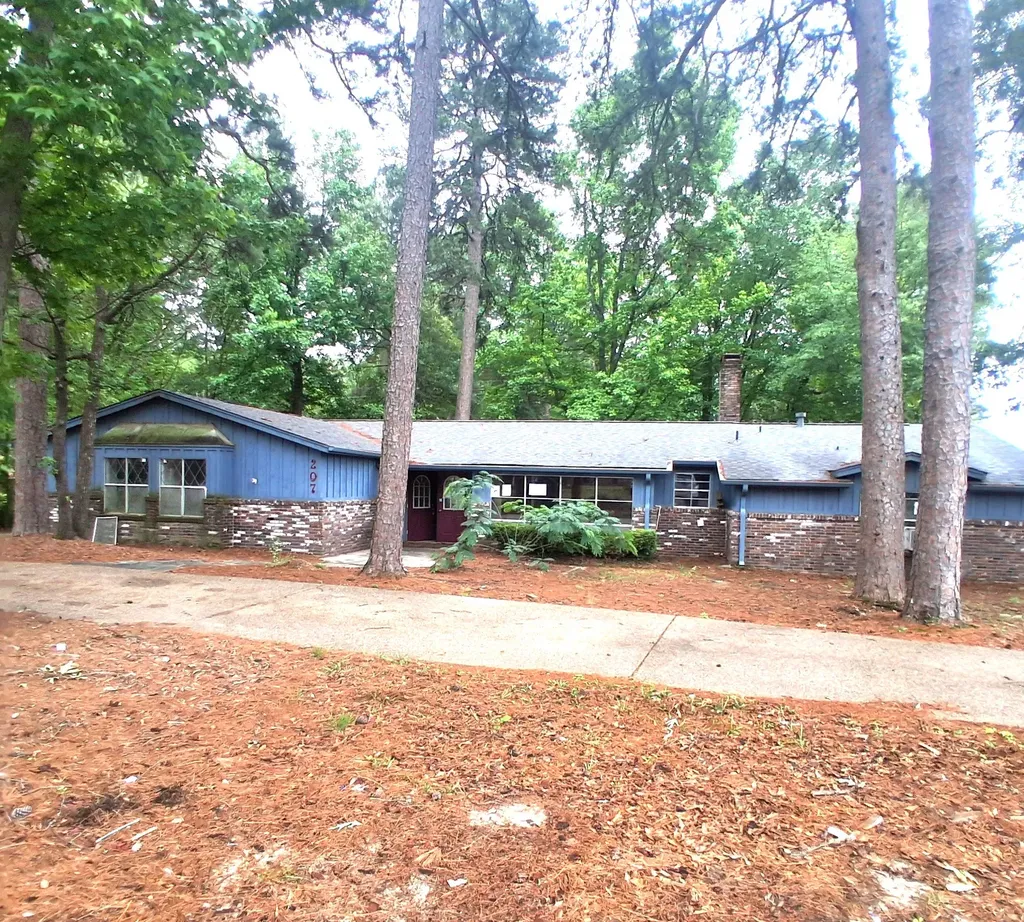 207 Wildwood Drive Texarkana TX 75501