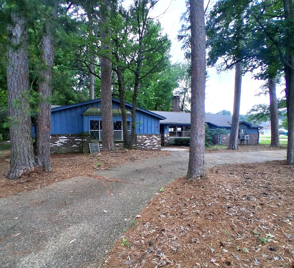 207 Wildwood Drive Texarkana TX 75501