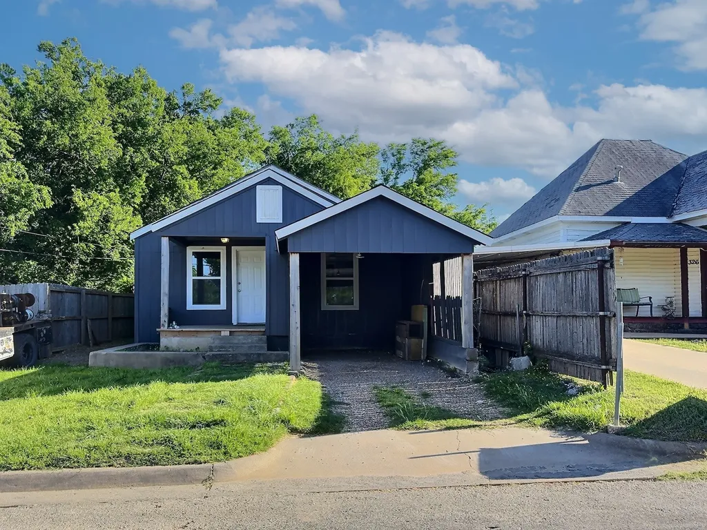 330 E Thompson Street Jacksboro TX 76458