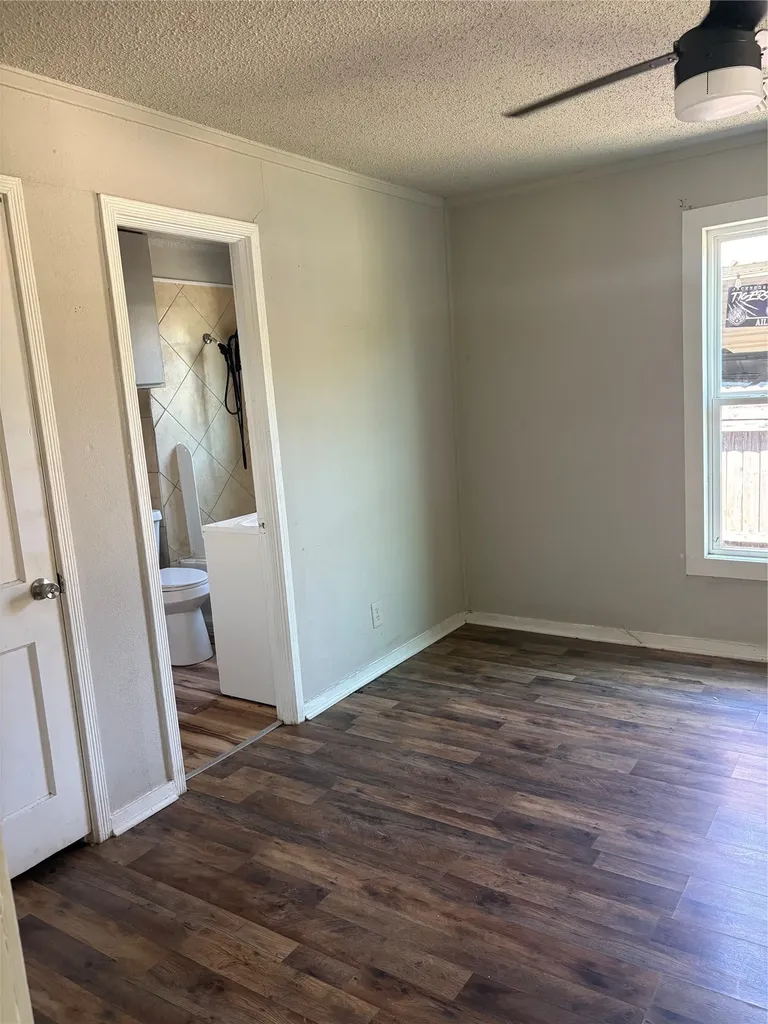 330 E Thompson Street Jacksboro TX 76458