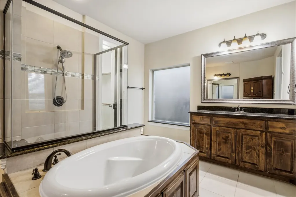 824 Marietta Lane Aubrey TX 76227