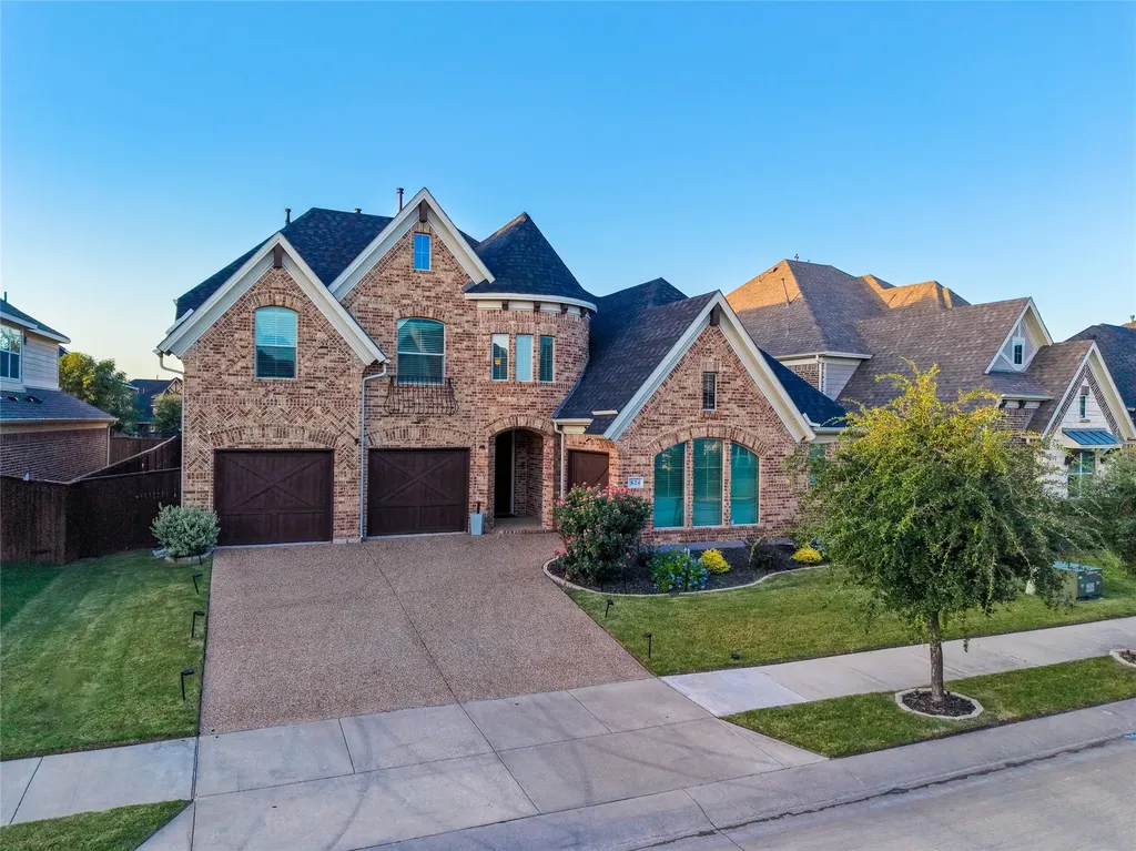 824 Marietta Lane Aubrey TX 76227