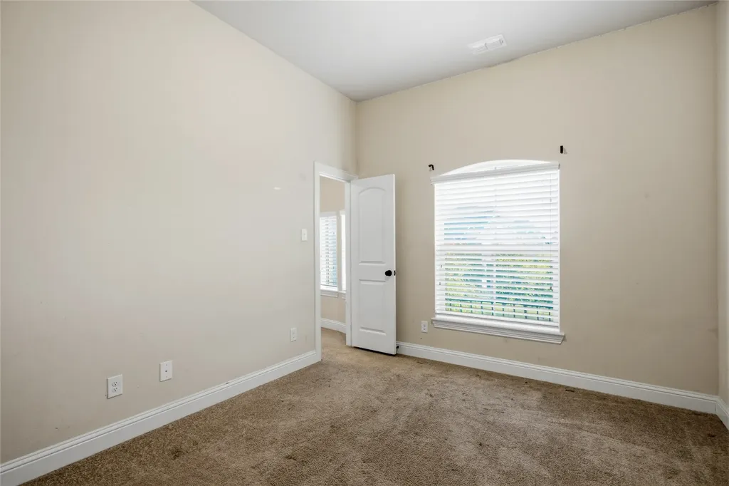 824 Marietta Lane Aubrey TX 76227