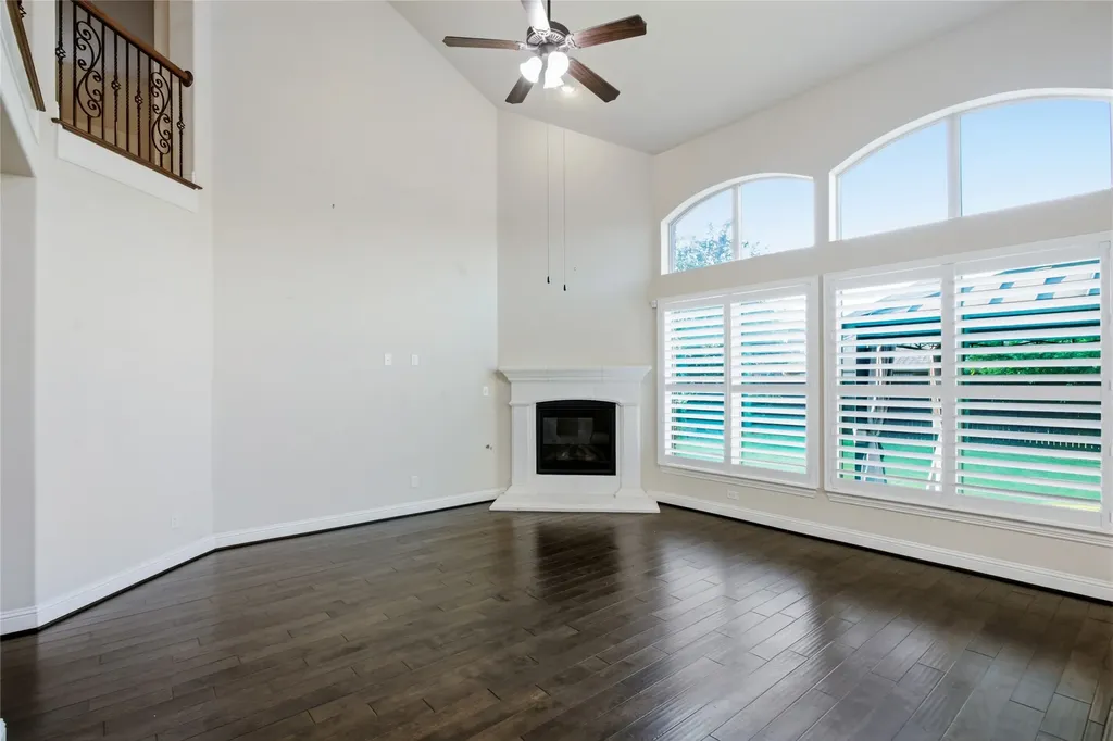 824 Marietta Lane Aubrey TX 76227