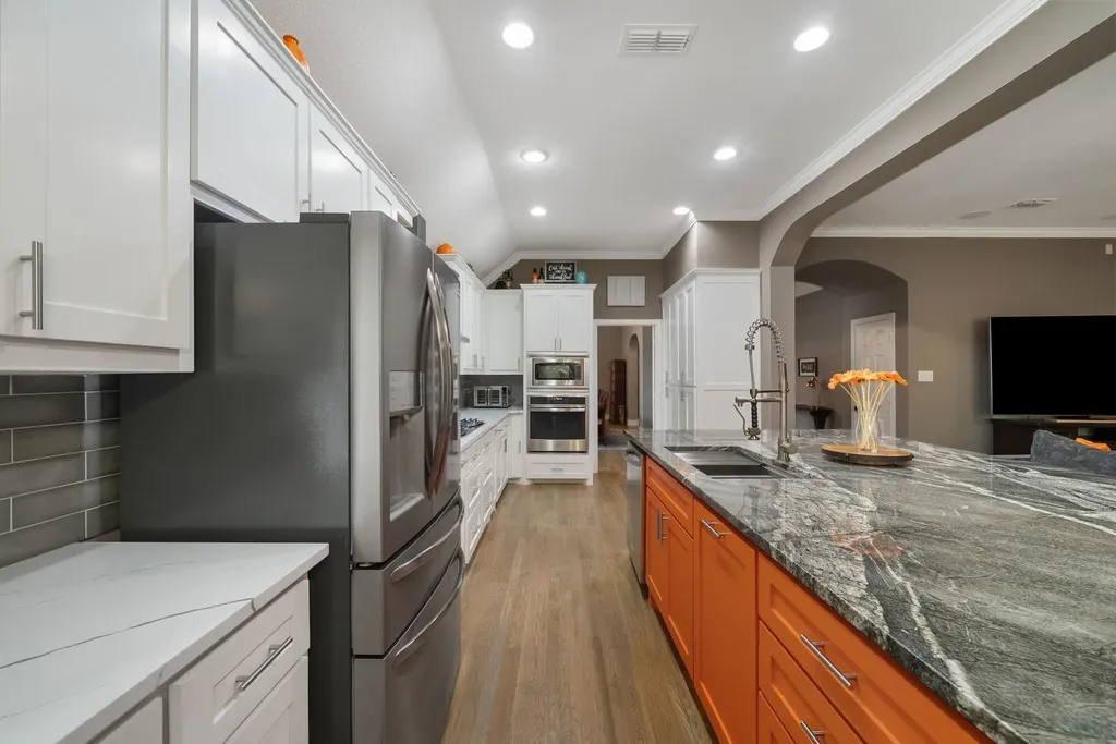 1910 Skipaway Drive Rowlett TX 75088