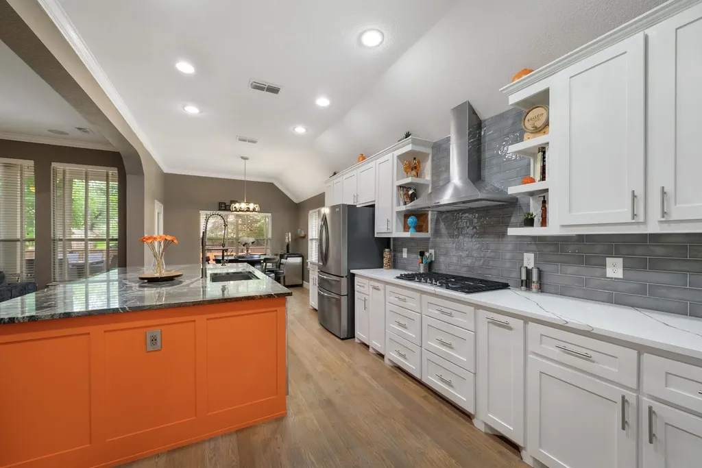 1910 Skipaway Drive Rowlett TX 75088
