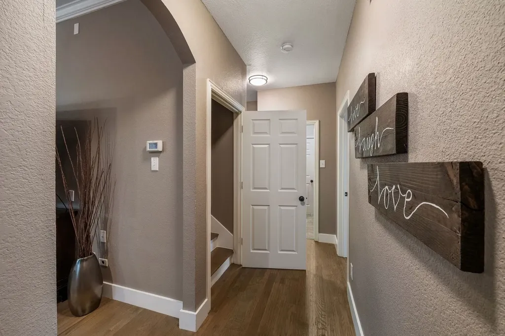1910 Skipaway Drive Rowlett TX 75088