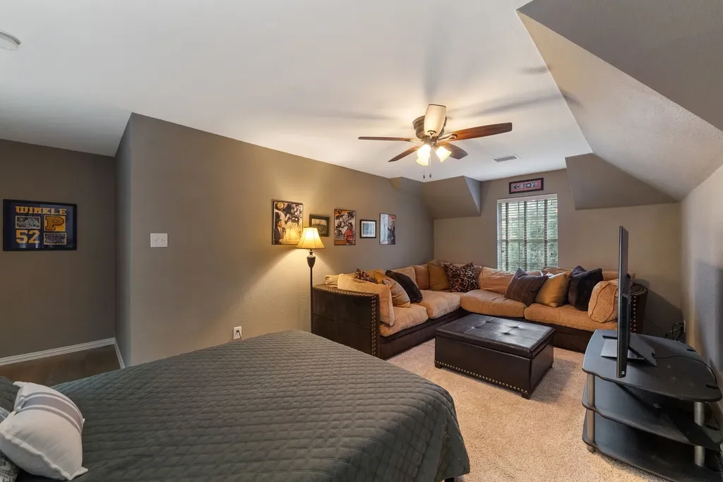 1910 Skipaway Drive Rowlett TX 75088