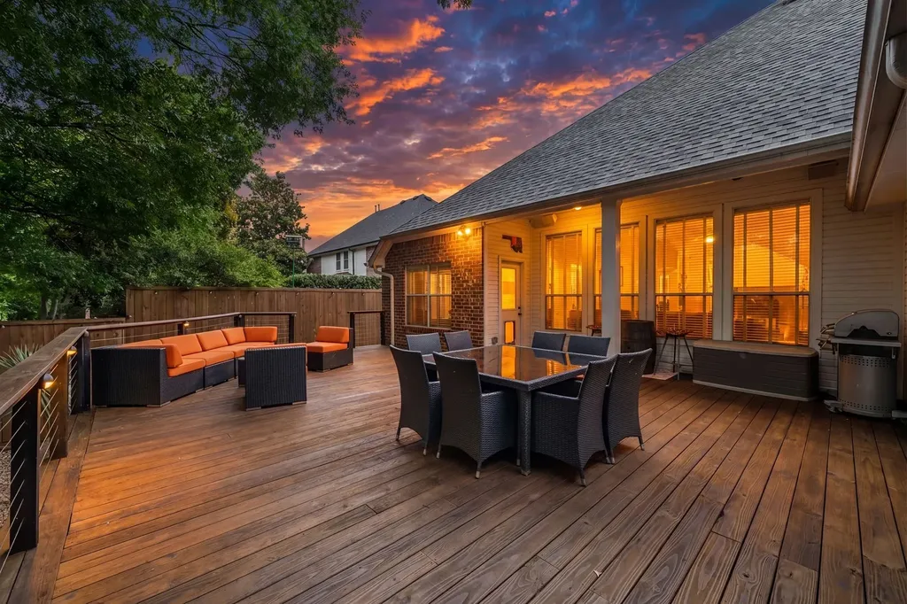 1910 Skipaway Drive Rowlett TX 75088