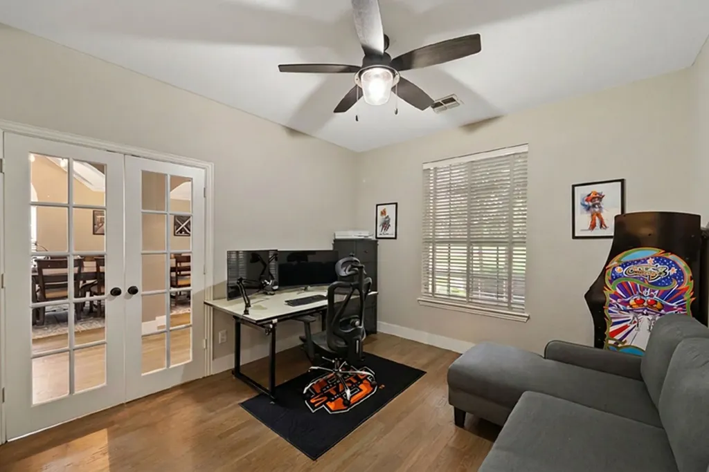 1910 Skipaway Drive Rowlett TX 75088
