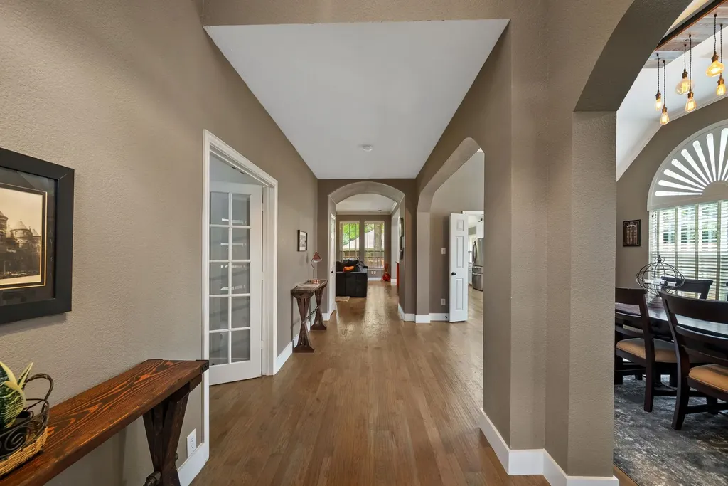 1910 Skipaway Drive Rowlett TX 75088