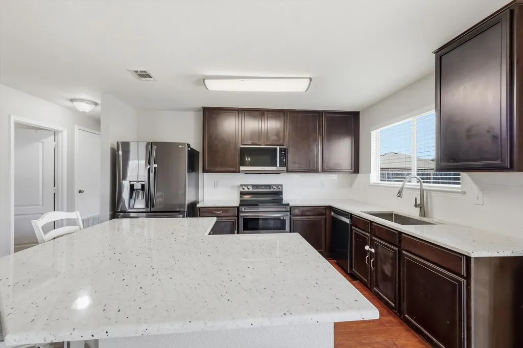 1637 Dream Catcher Way Krum TX 76249