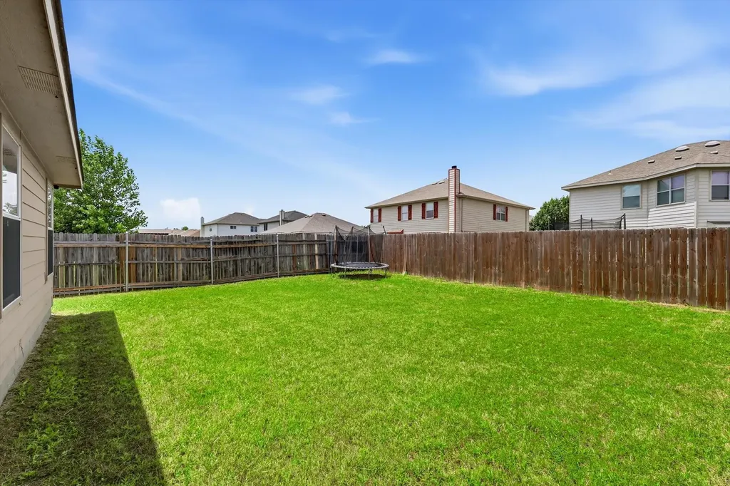 1637 Dream Catcher Way Krum TX 76249