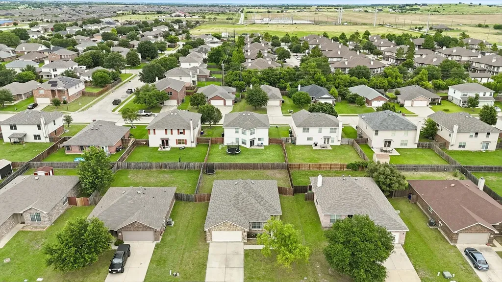 1637 Dream Catcher Way Krum TX 76249