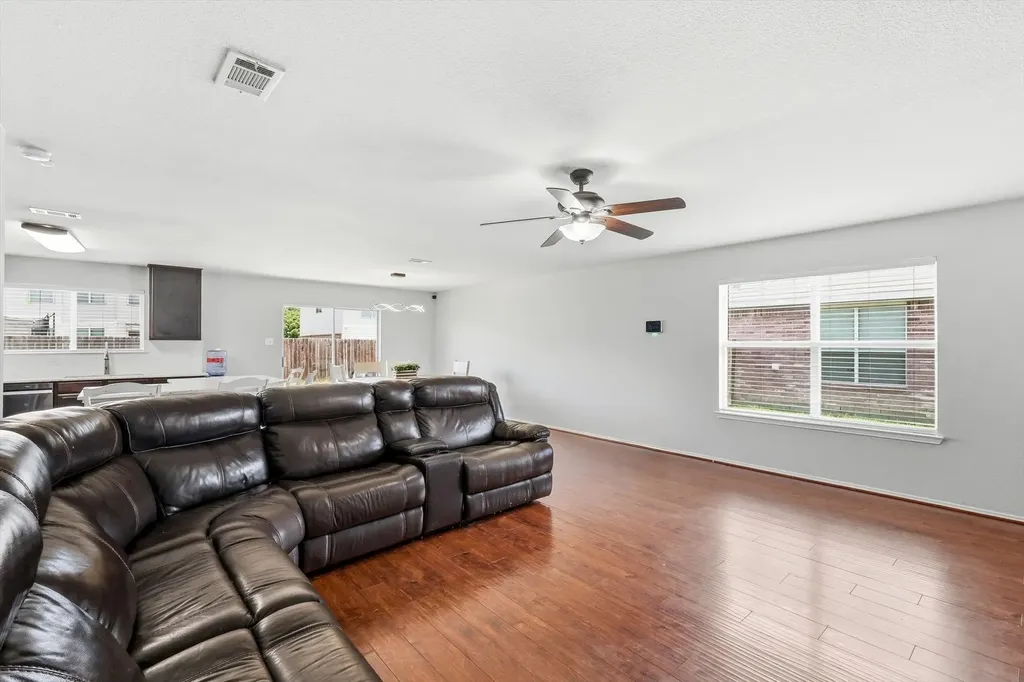 1637 Dream Catcher Way Krum TX 76249