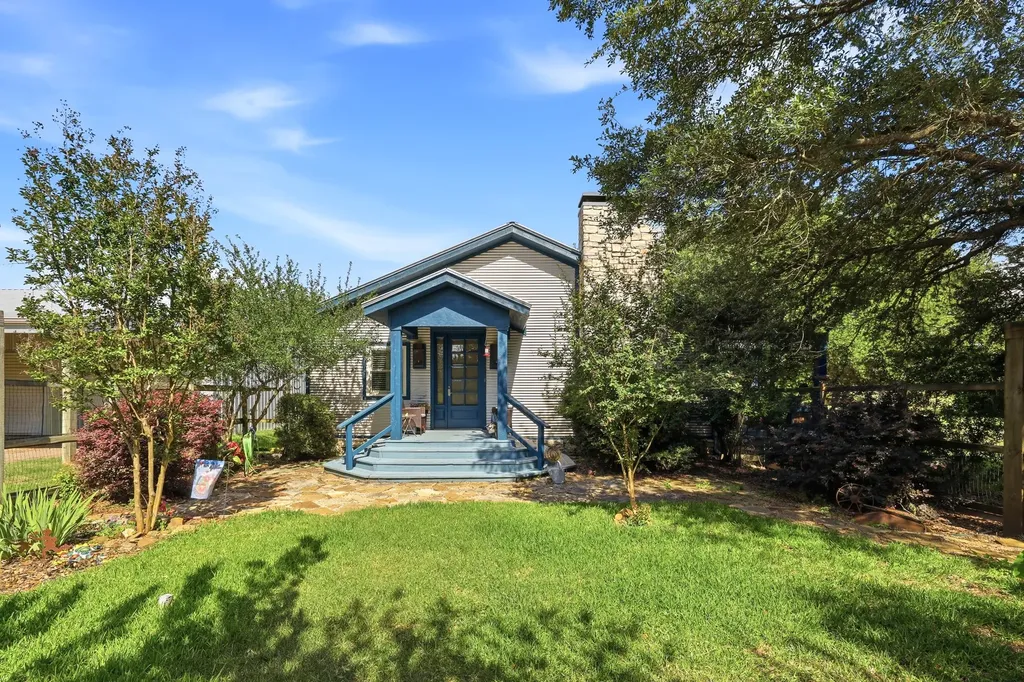 702 Noonday Road Chandler TX 75758