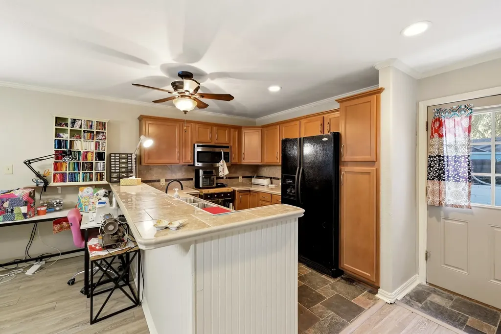 702 Noonday Road Chandler TX 75758