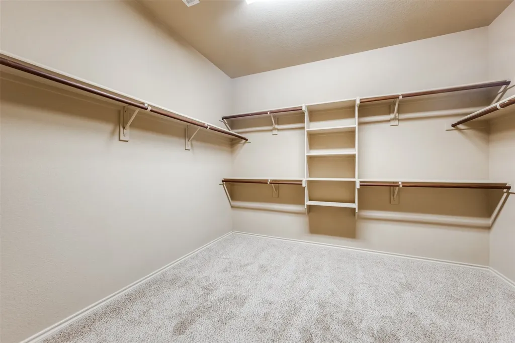 1104 Nora Lane Denton TX 76210